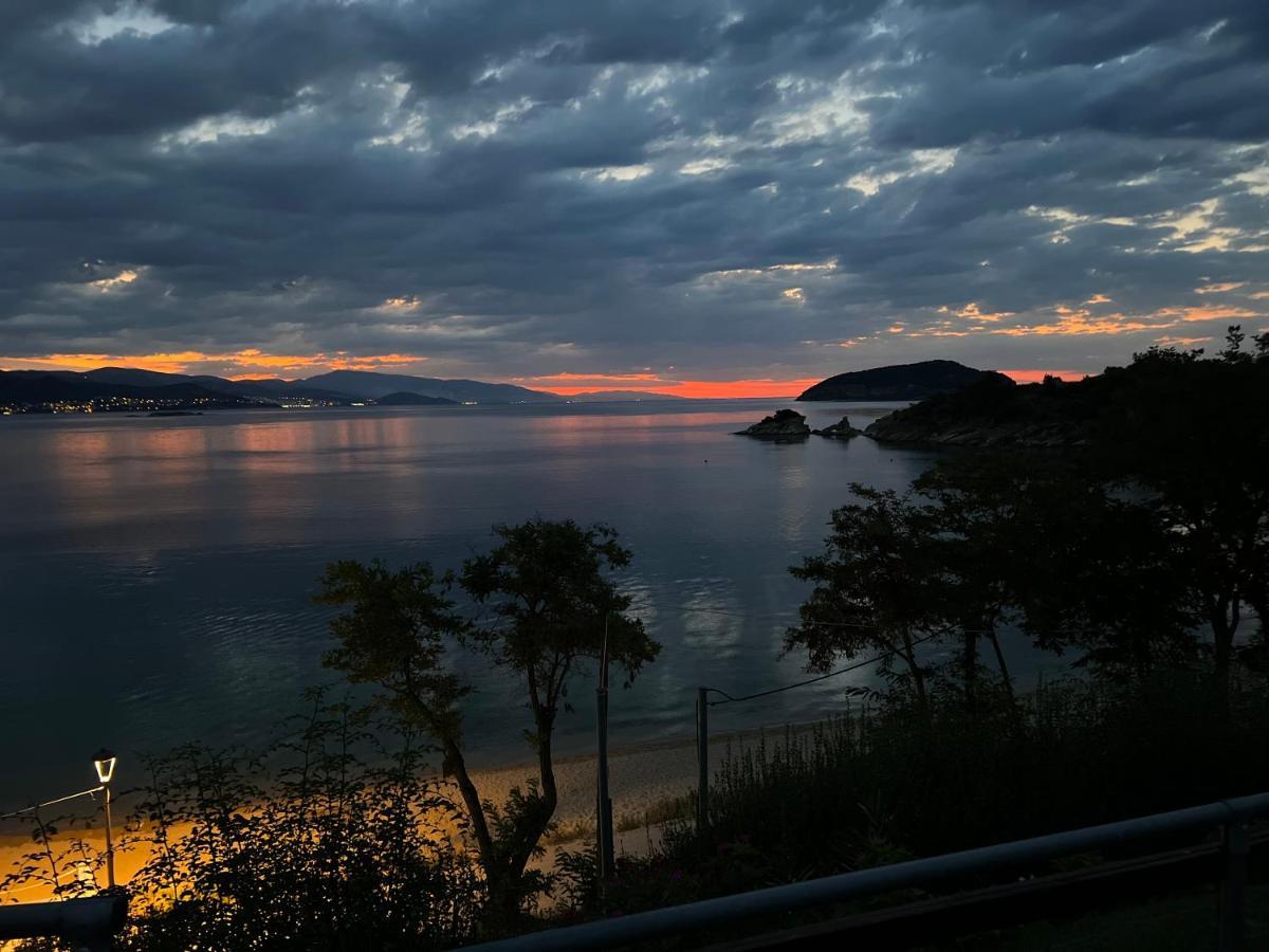 Kallithea Nea Iraklitsa エクステリア 写真